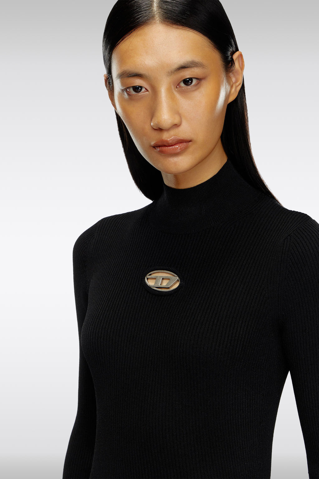 alt-image__Black-rib-knitted-turtle-neck-top-with-Oval-D-logo---M-Valari-Tn