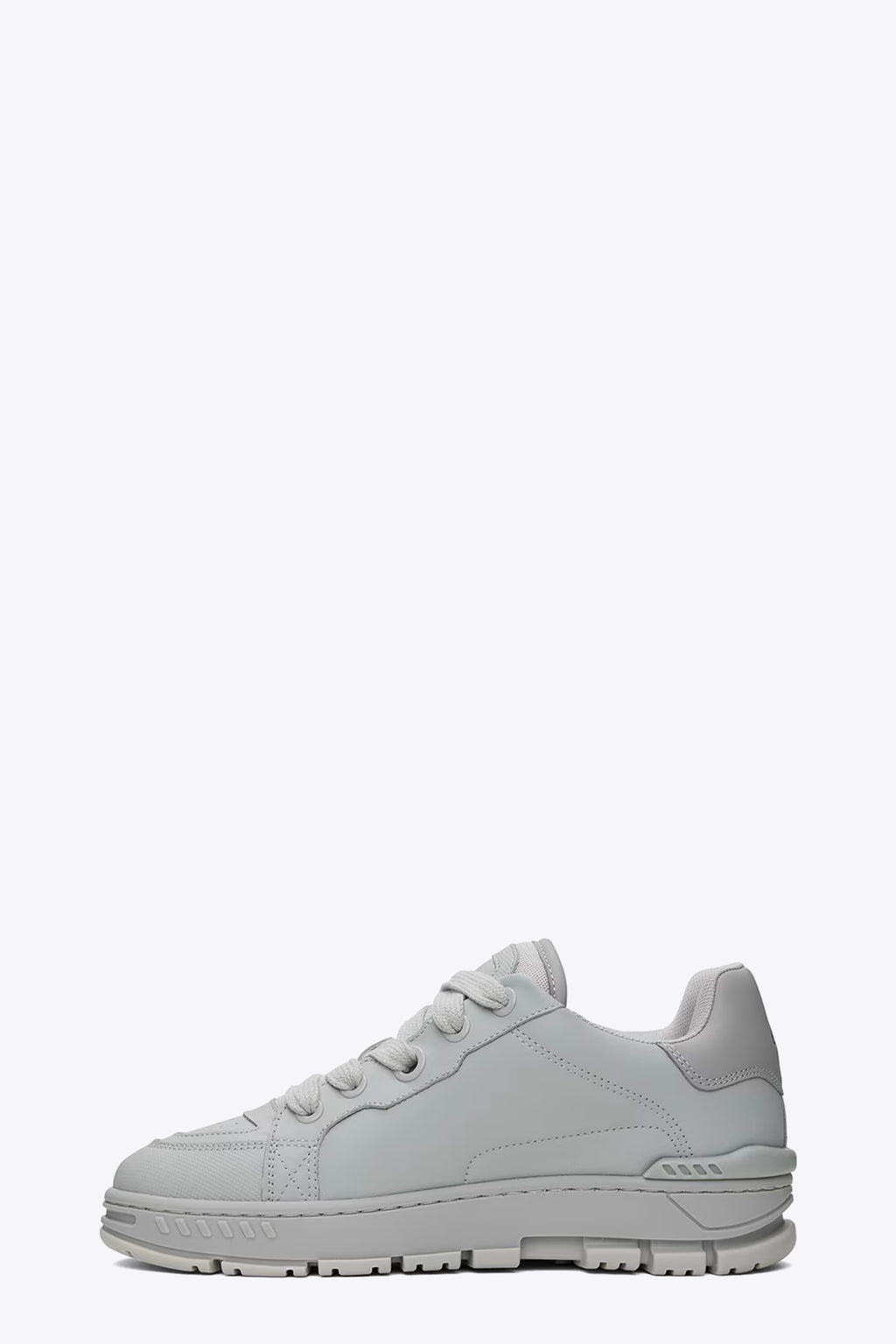 alt-image__Sneaker-in-pelle-grigio-chiaro-con-lacci-grossi---Area-Haze