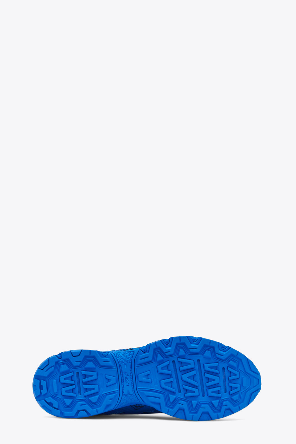 alt-image__Royal-blue-mesh-and-leather-Asics-Gel-Nunobiki-sneaker