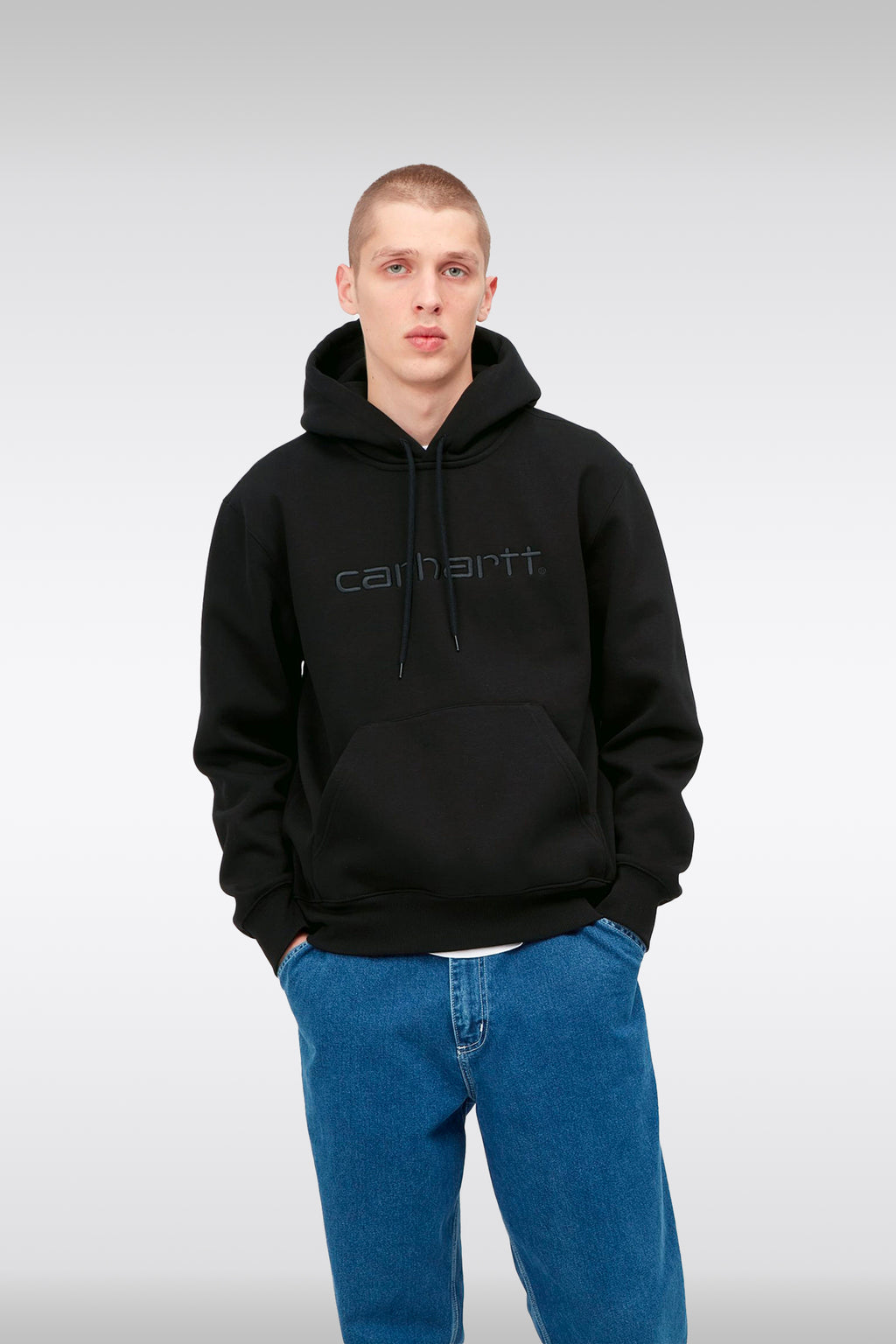 alt-image__Felpa-nera-con-cappuccio-e-logo-ricamato-frontale---Hooded-Carhartt-Sweatshirt