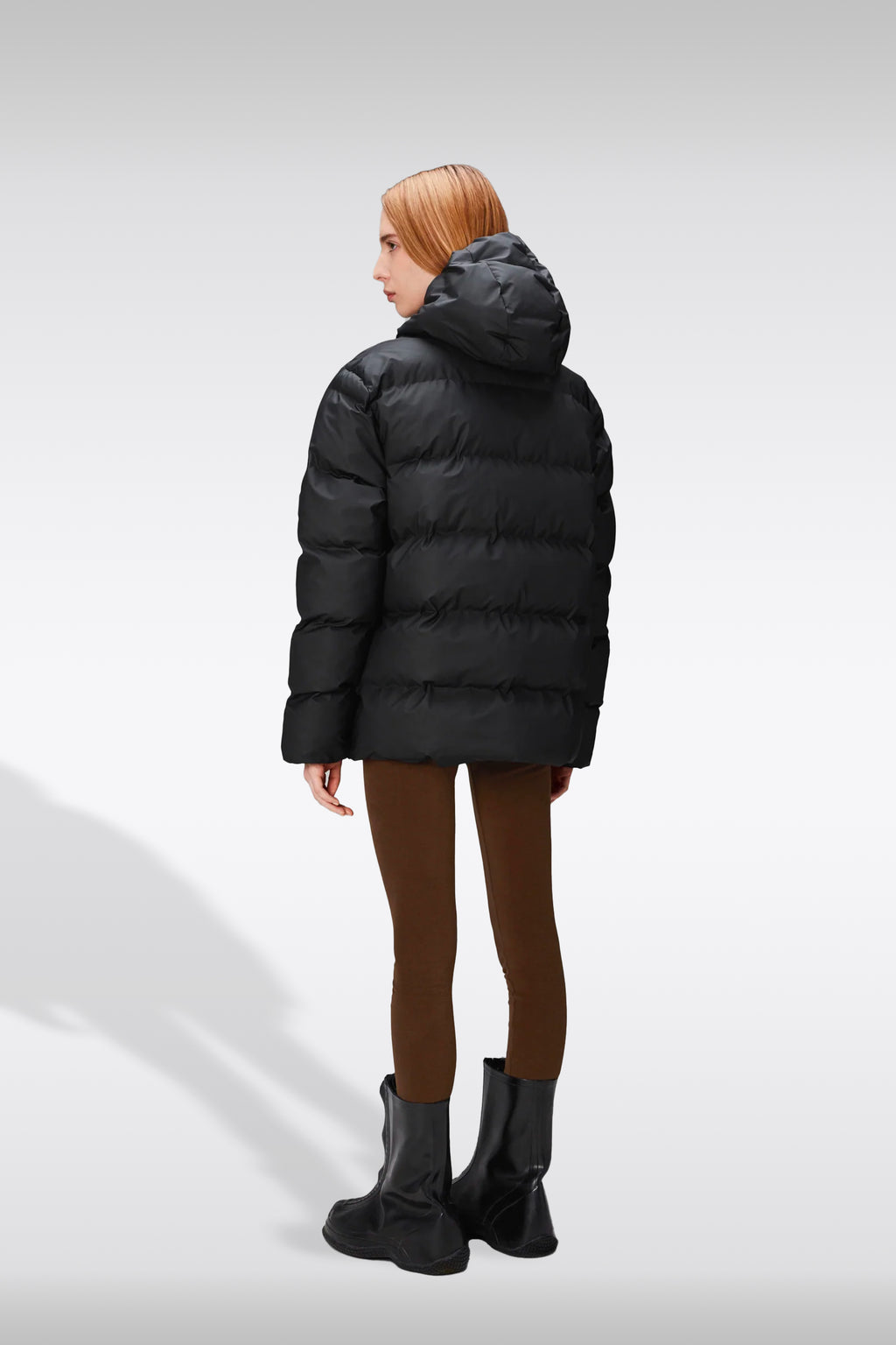 alt-image__Piumino-in-pvc-impermeabile-nero-con-cappuccio---Alta-Puffer-Jacket