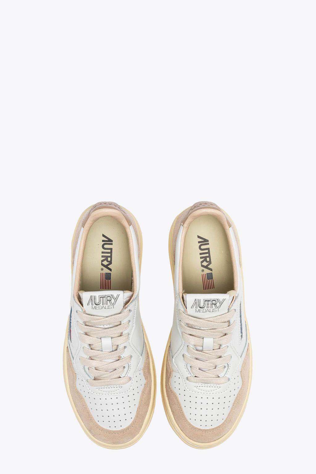 alt-image__Sneakers-bassa-in-pelle-bianca-con-dettagli-in-suede-e-tab-beige---Medalist-Low