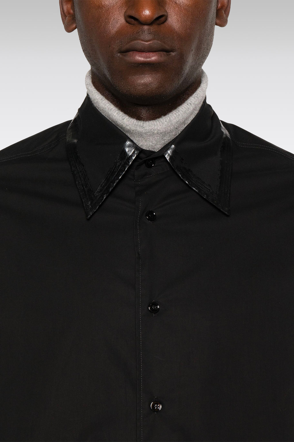 alt-image__Black-cotton-long-sleeved-shirt-with-waxed-stitchings-and-hem