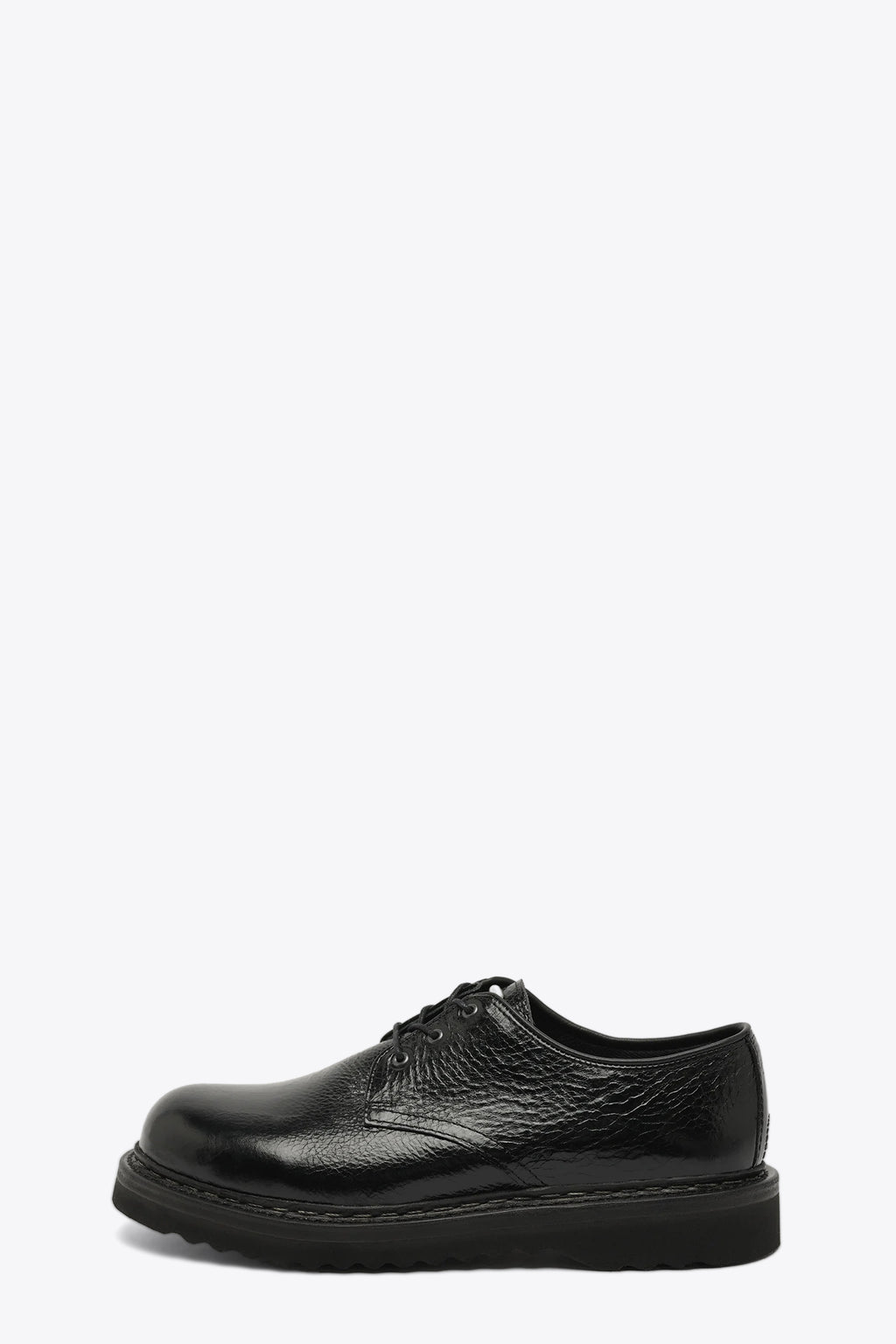 alt-image__Scarpa-derby-in-pelle-craccata-nera-lucida---Trampler-shoe