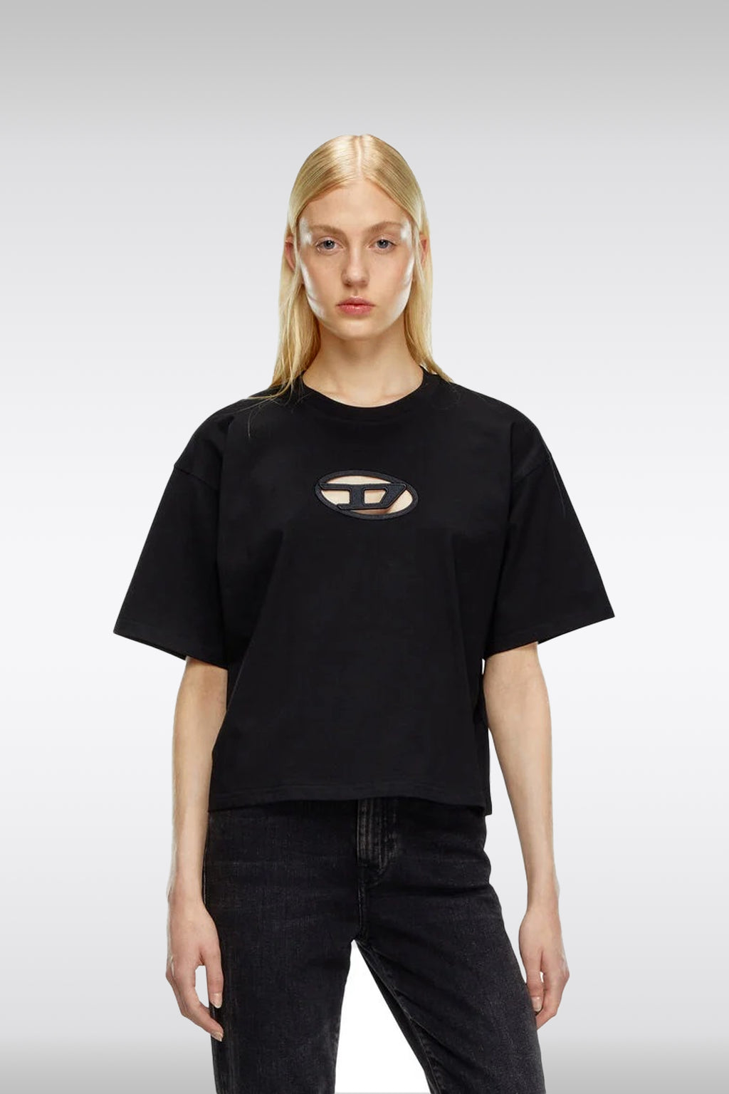 alt-image__Black-cotton-boxy-t-shirt-with-Oval-D-logo---T-Buxt-Crop-Od