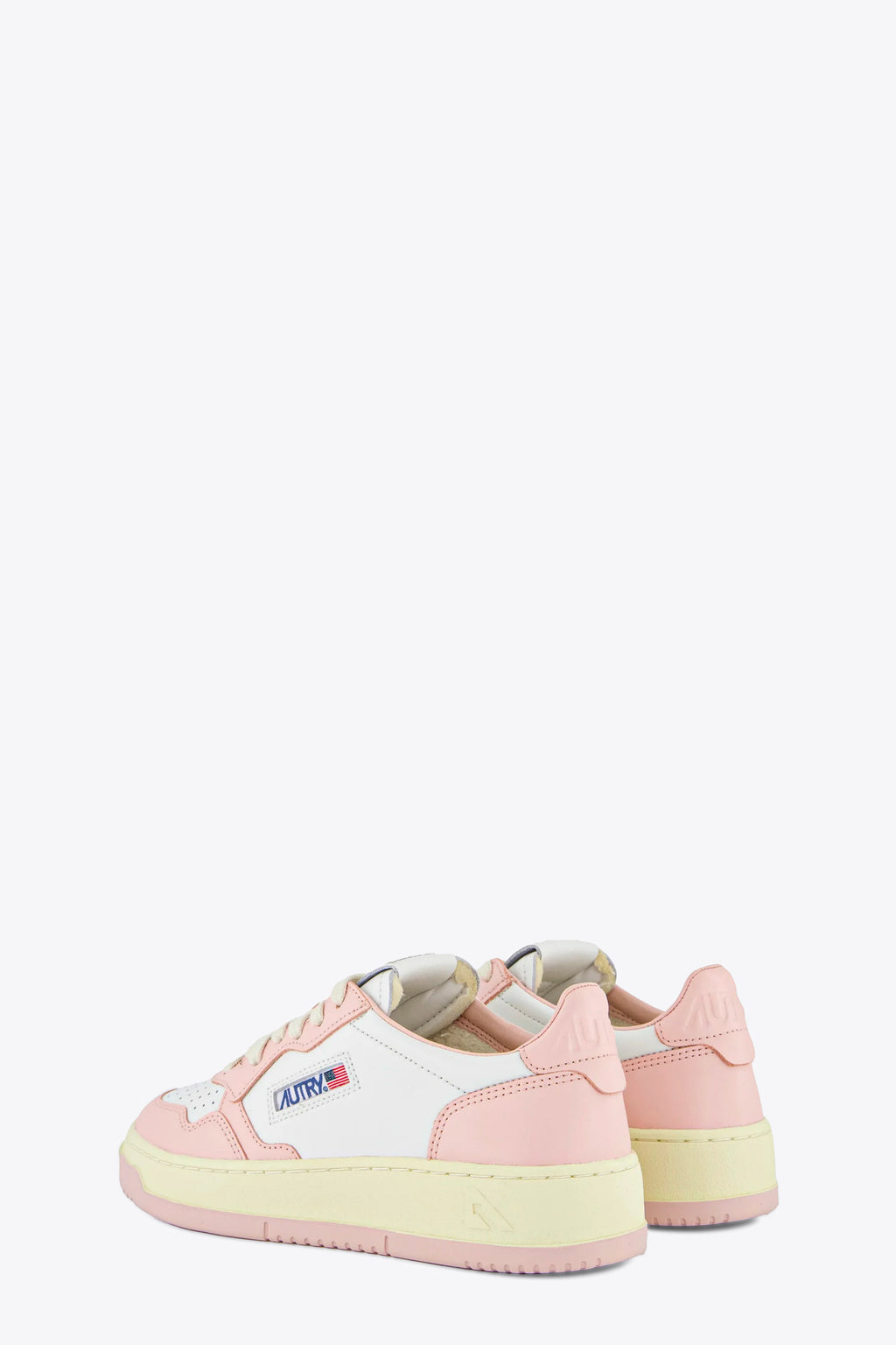 alt-image__Baby-pink-and-white-leather-low-sneaker---Medalist-Low