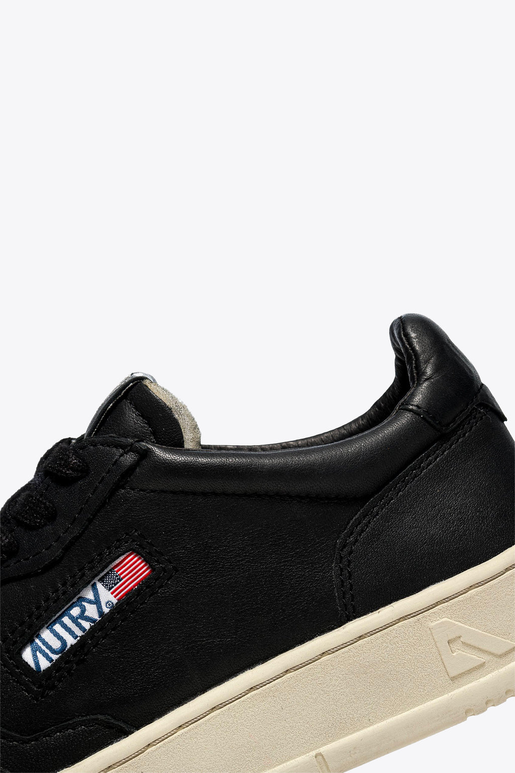 alt-image__Sneaker-bassa-in-pelle-nera---Medalist-Low