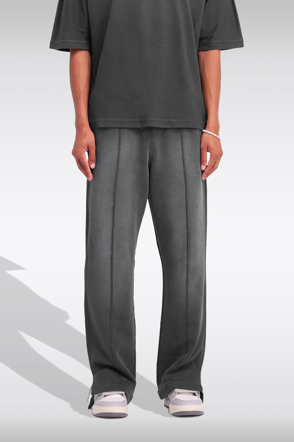 alt-image__Pantalone-baggy-in-felpa-nero-sbiadito---Stepped-Hem-Sweatpant