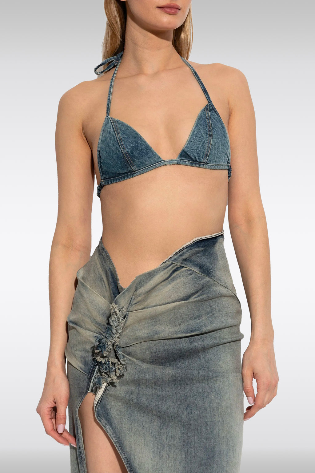 alt-image__Top-a-triangolo-in-denim-blu-medio---Bra