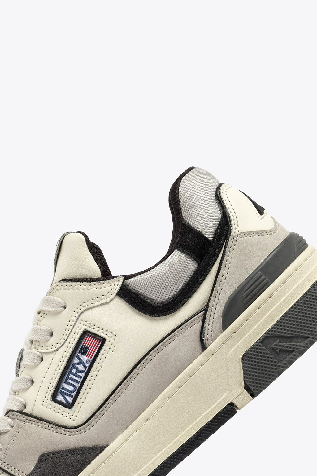 alt-image__Off-white-leather-and-grey-suede-lace-up-low-sneaker---Clc-Low