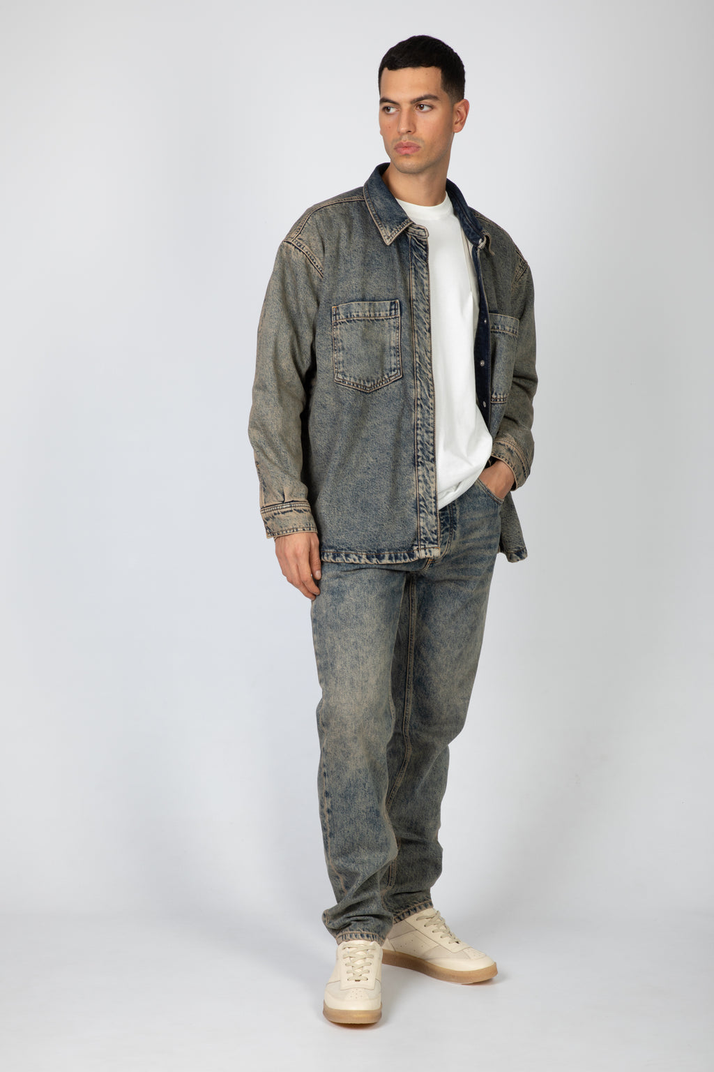 alt-image__Jeans-loose-fit-in-denim-blue-sabbiato---Kanye