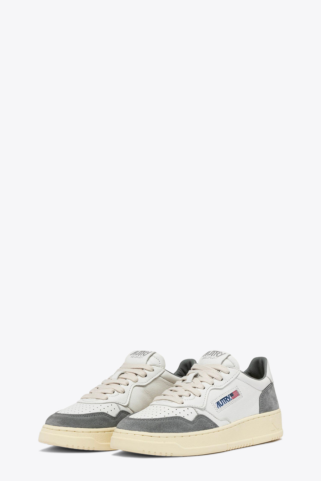 alt-image__White-leather-and-grey-suede-low-sneaker---Medalist-Low-