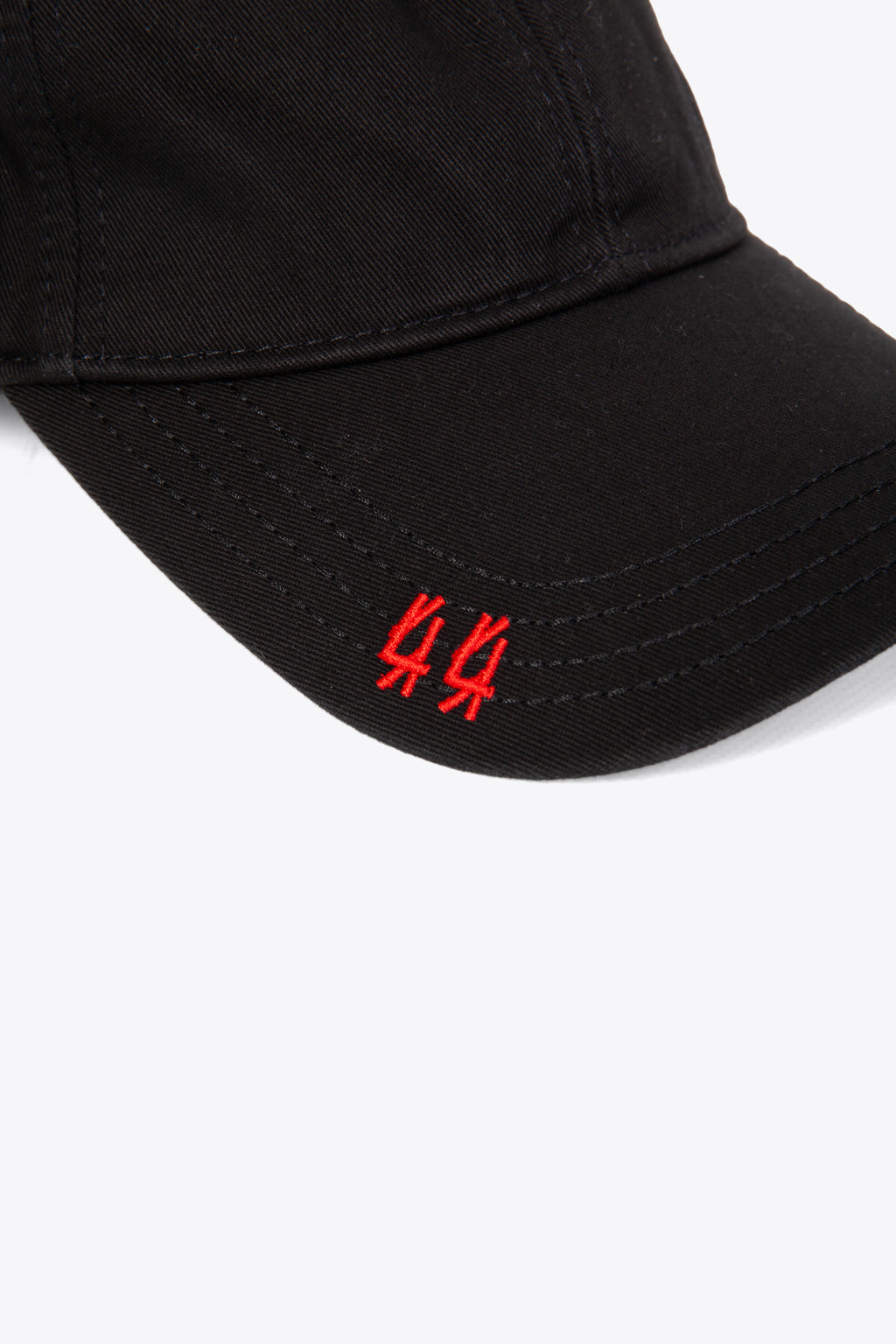 alt-image__Cappello-in-cotone-nero-con-visiera---Logo-Cap