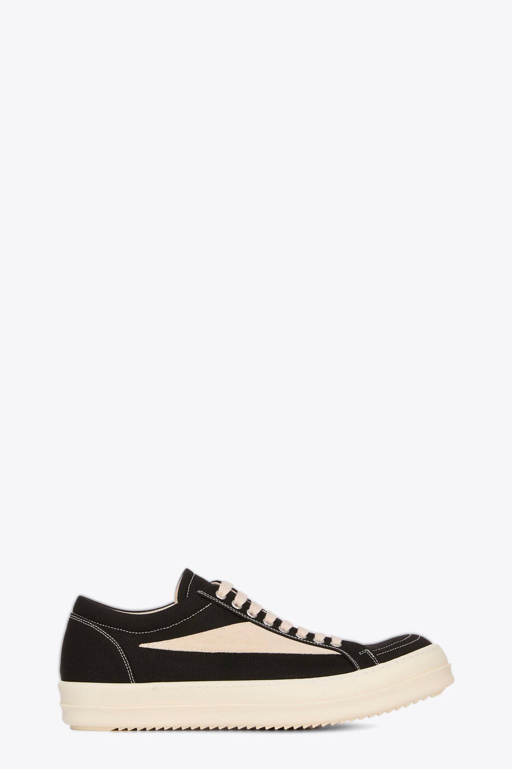 alt-image__Black-canvas-lace-up-low-sneaker---Vintage-Sneaks