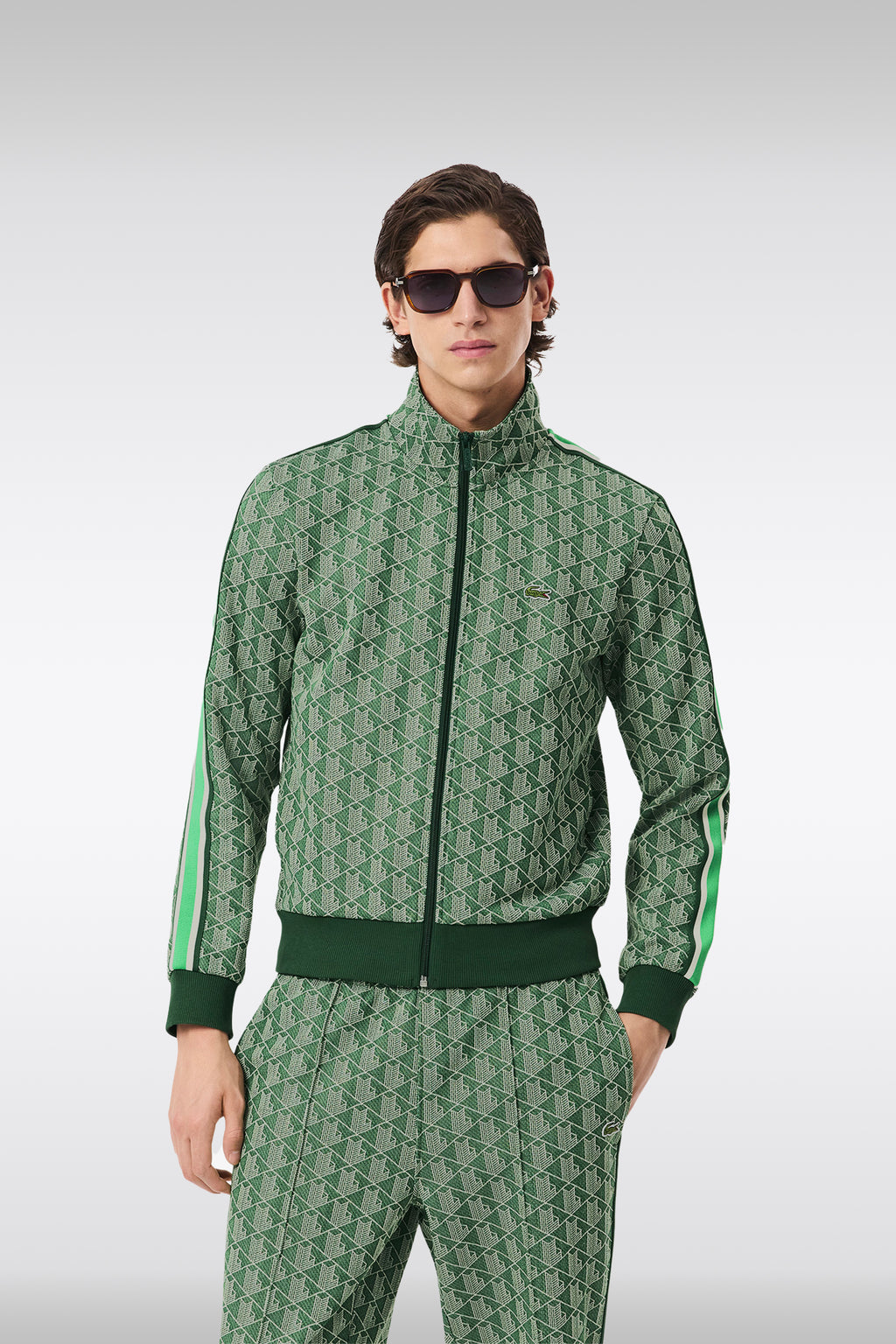 alt-image__Felpa-verde-con-zip-e-motivo-jacquard-monogram