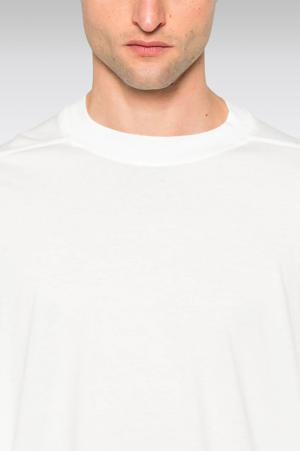 alt-image__Off-white-cotton-oversized-t-shirt-with-short-sleeves---Tommy-T