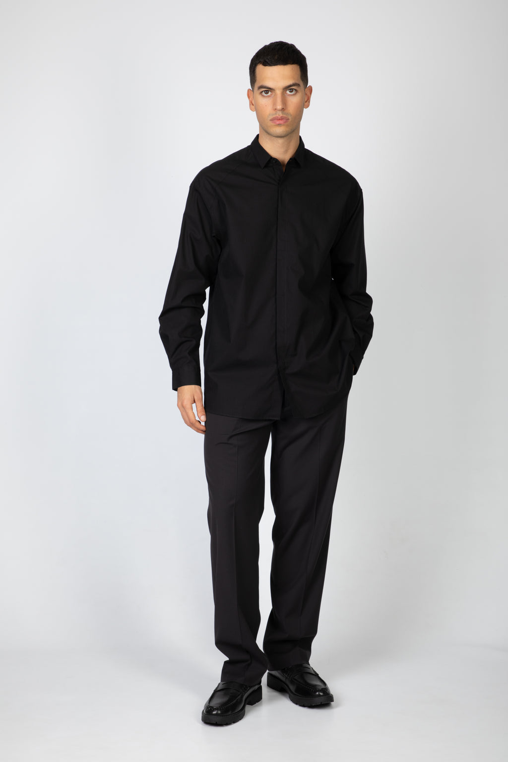 alt-image__Black-cotton-oversized-shirt-with-long-sleeves---J-Shirt