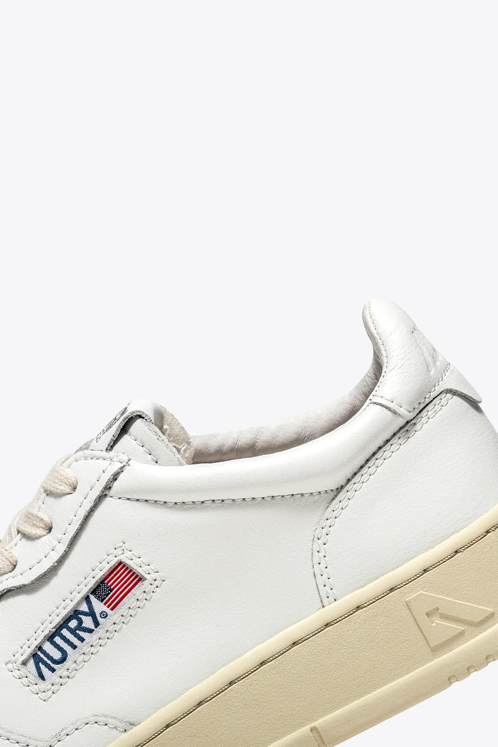 alt-image__Sneaker-bassa-in-pelle-bianca---Medalist-Low