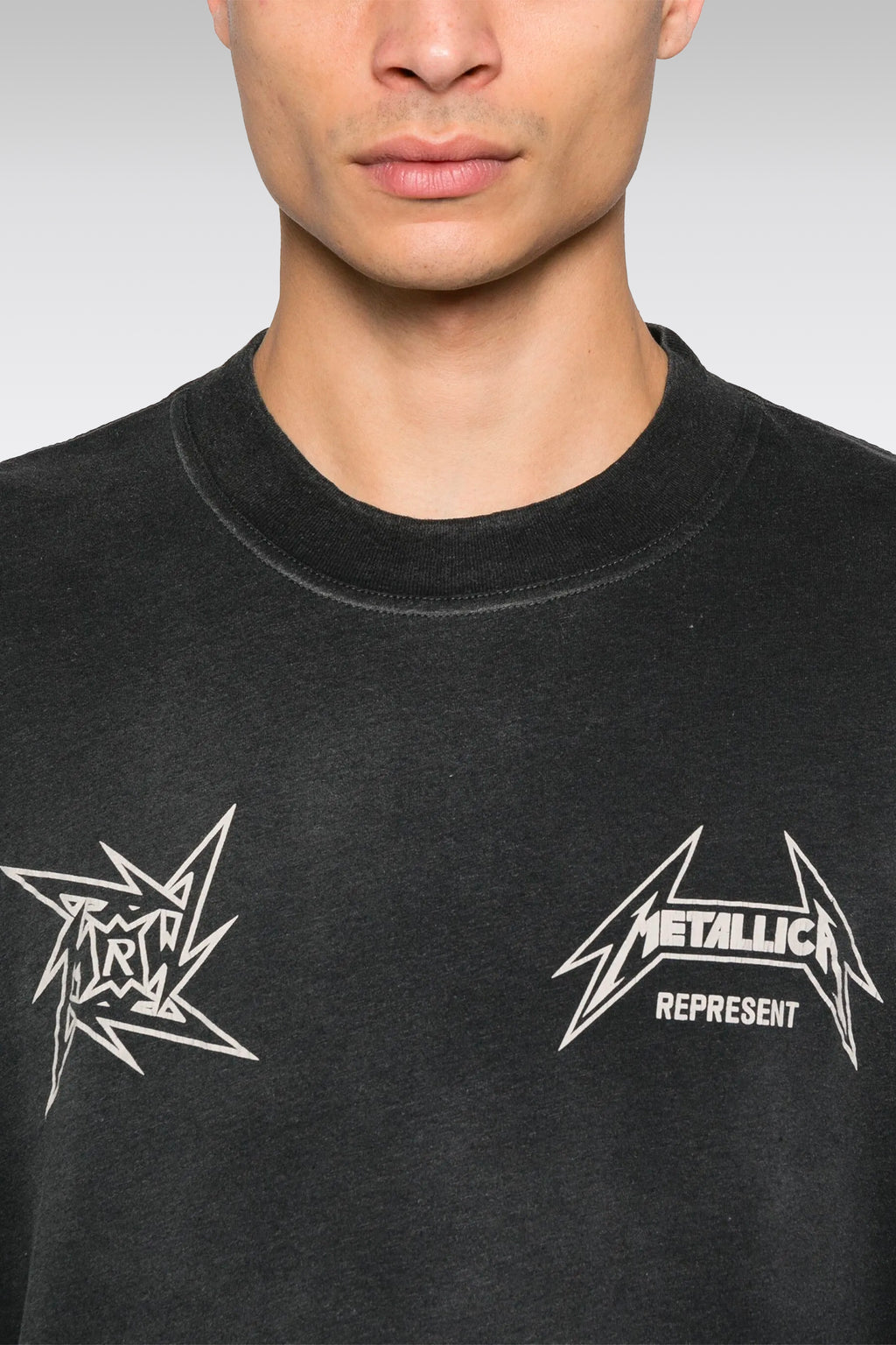 alt-image__T-shirt-nera-con-grafica-al-petto-e-sul-retro---Metallica-40-Year-Anni-versary-SS-T-shirt