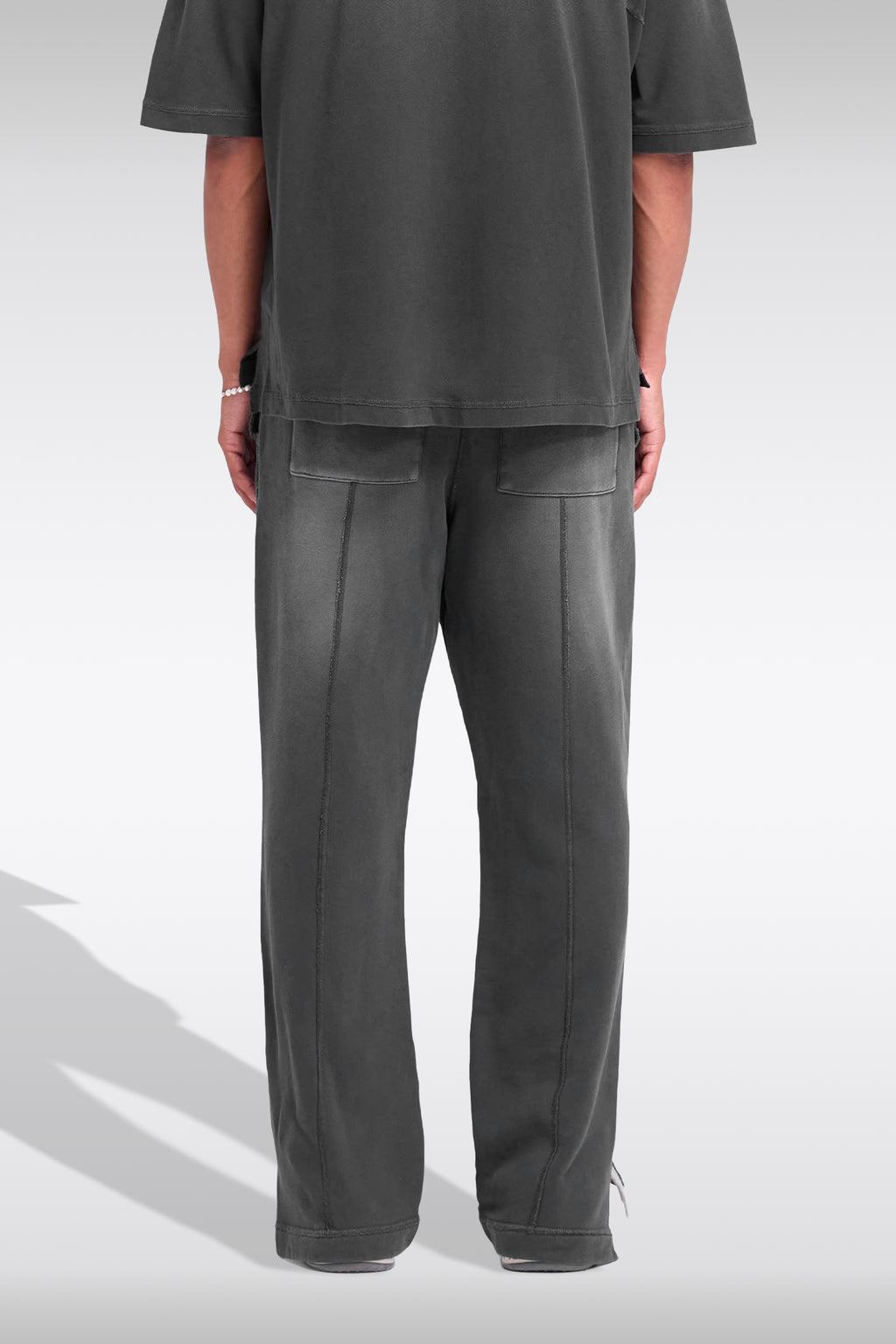 alt-image__Pantalone-baggy-in-felpa-nero-sbiadito---Stepped-Hem-Sweatpant