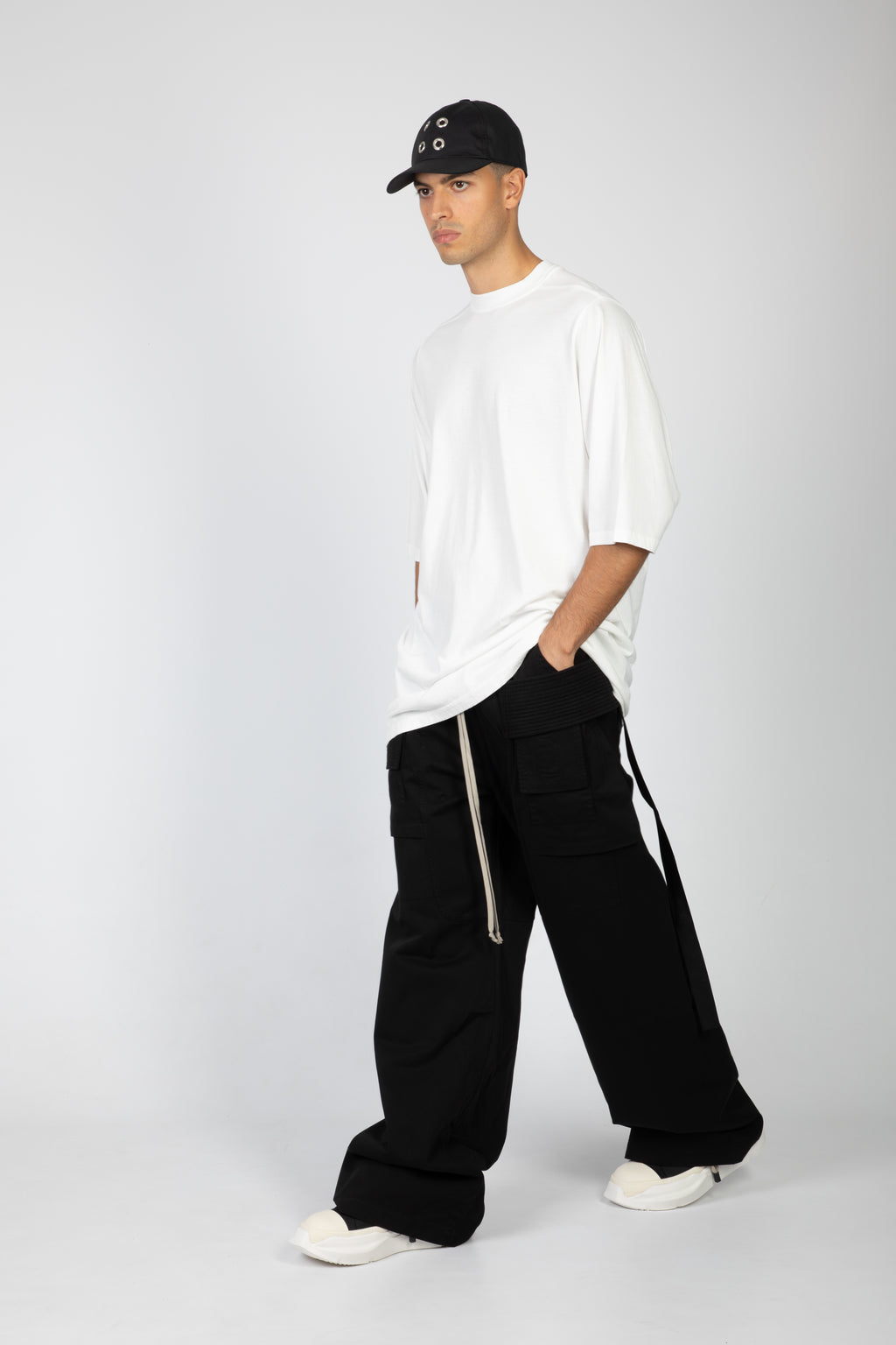 alt-image__T-shirt-oversized-in-cotone-panna---Jumbo-T