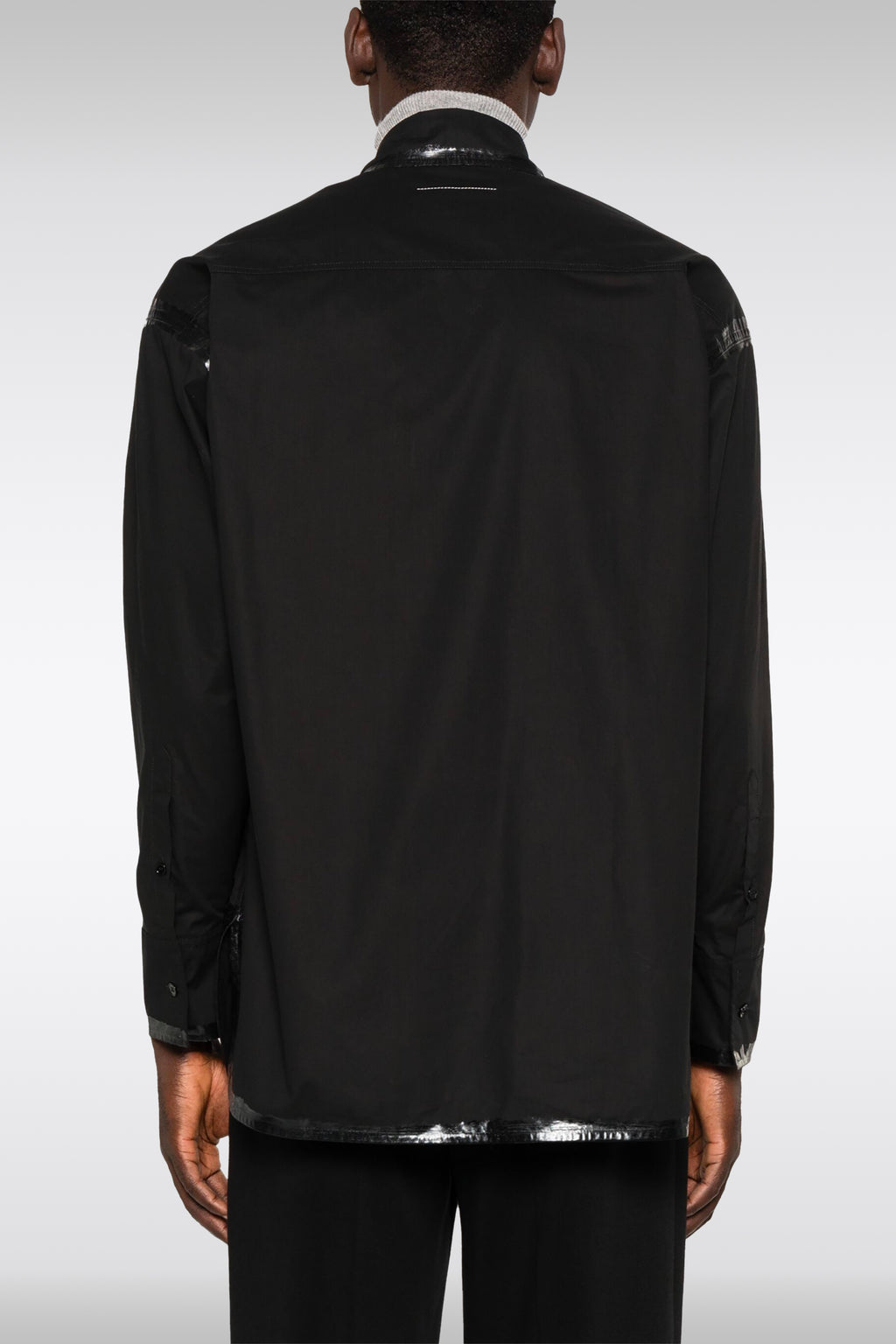 alt-image__Black-cotton-long-sleeved-shirt-with-waxed-stitchings-and-hem