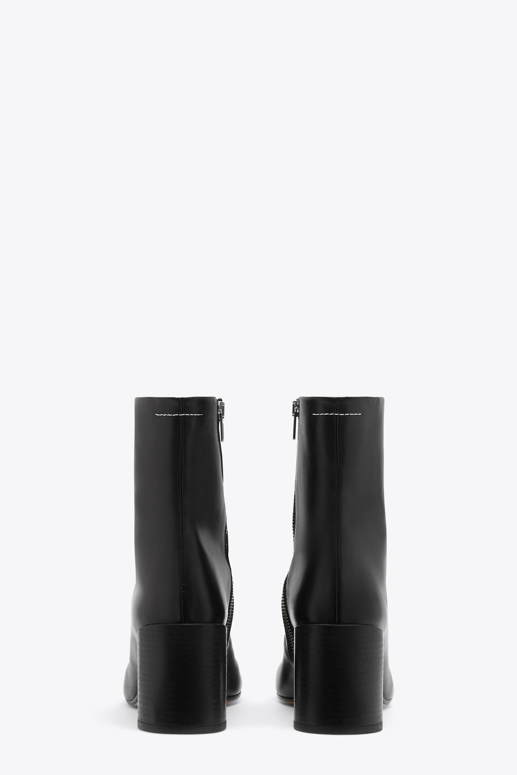 alt-image__Black-leather-ankle-boots-with-anatomic-toe-and-upper-stitching