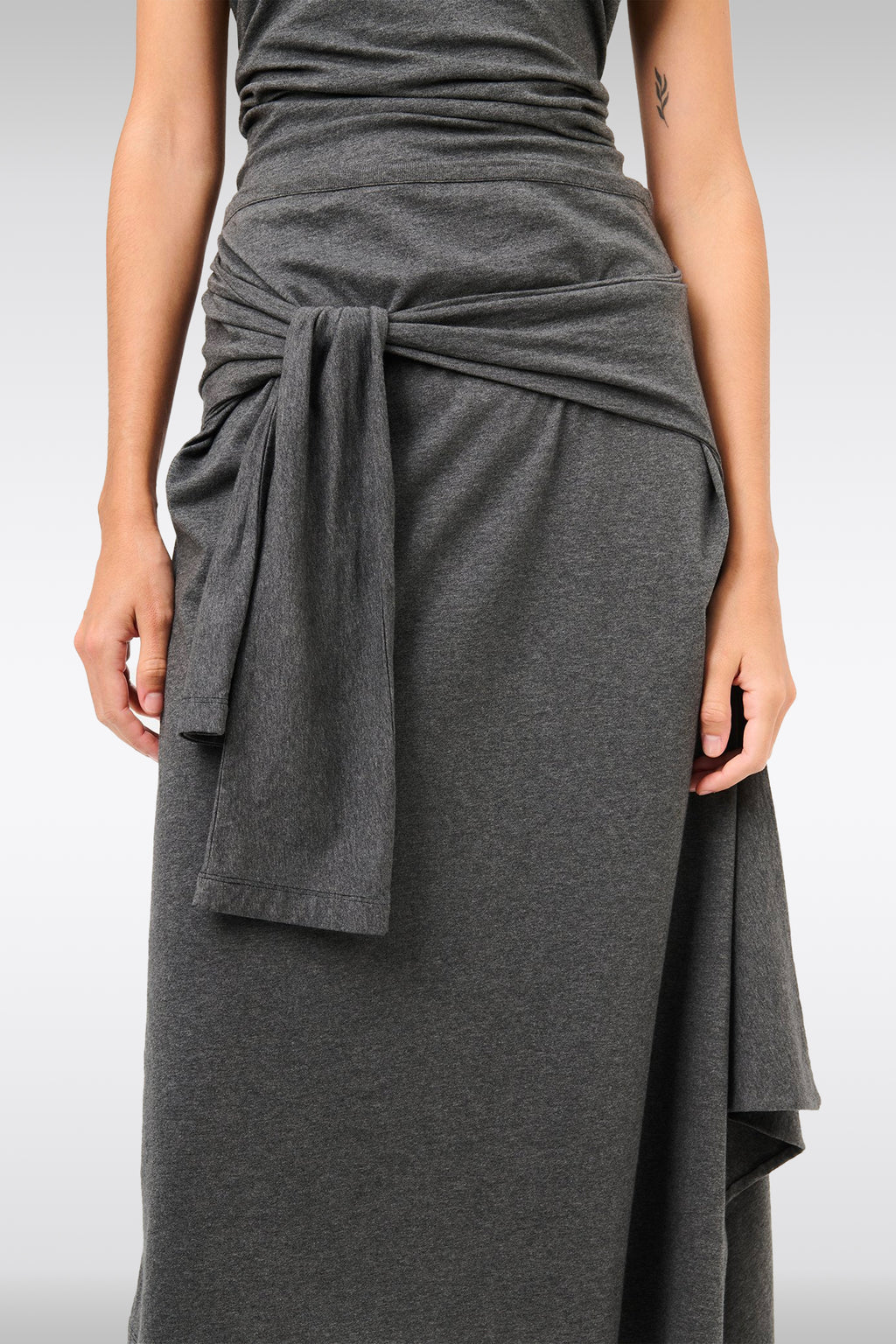 alt-image__Gonna-in-jersey-grigio-scuro-melange-con-maniche-in-vita---Sash-Skirt