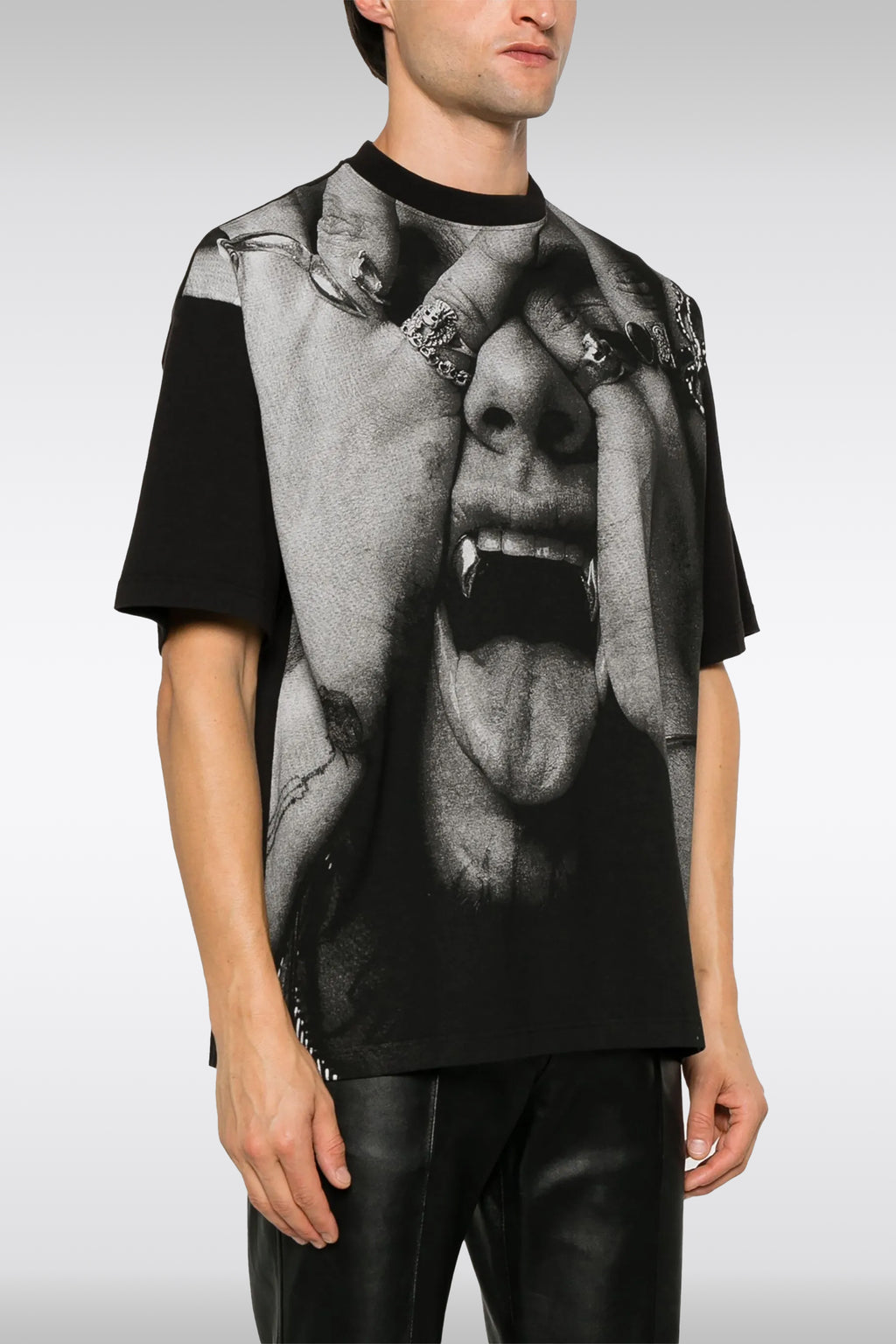 alt-image__DAIKY-Y-TSHIRT-Nero