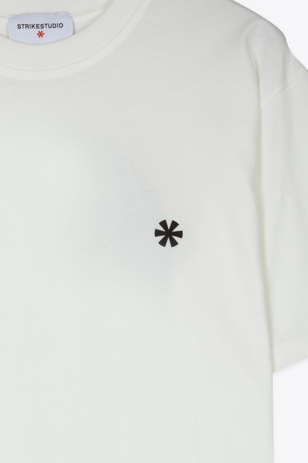 alt-image__White-t-shirt-with-Yin-and-Yang-print---Tao-tee